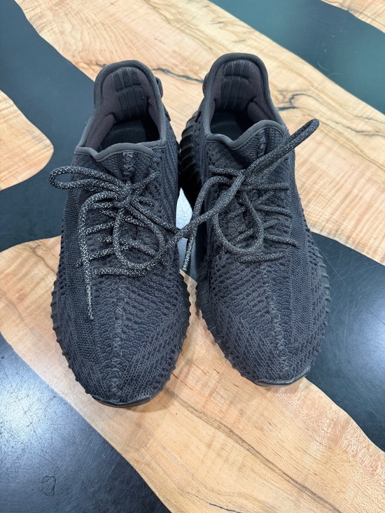 Adidas yeezy